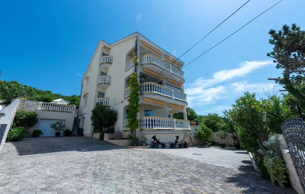 Apartment Apartman Lucija 5 By Villas Guide Crikvenica